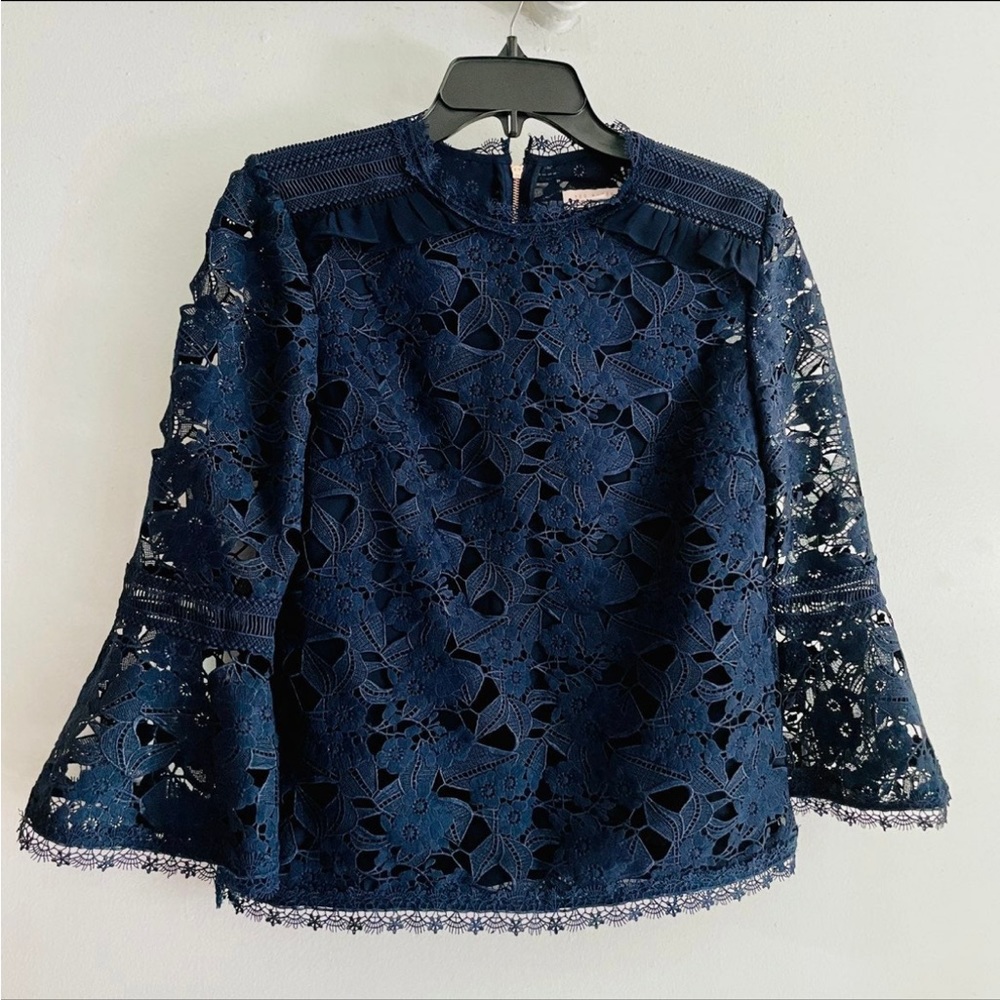 NWoT Ted Baker Caetlyn bell-sleeve lace top in Navy